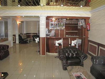 Afrique Hotel Douala Airport Exteriör bild