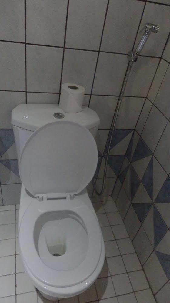 Afrique Hotel Douala Airport Exteriör bild
